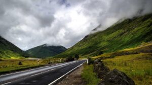 Comment Gagner des Abonnés Instagram en Suisse en 2026 (Guide PME)