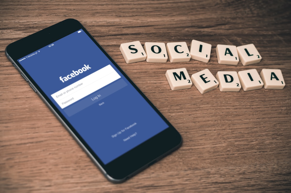 Stratégie réseaux sociaux pour entreprises suisses